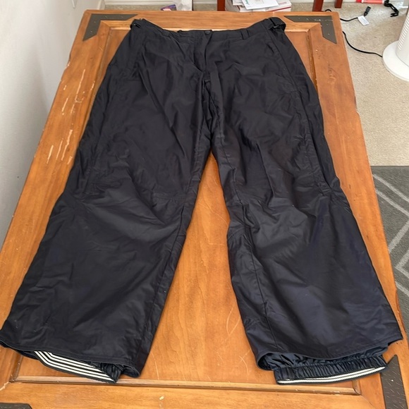 Obermeyer Ski Snowboarding Pants Size 32 - Picture 1 of 15